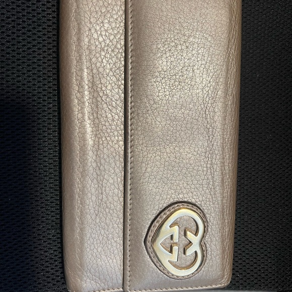 Gucci Leather Long Wallet - Gold - Picture 1 of 8